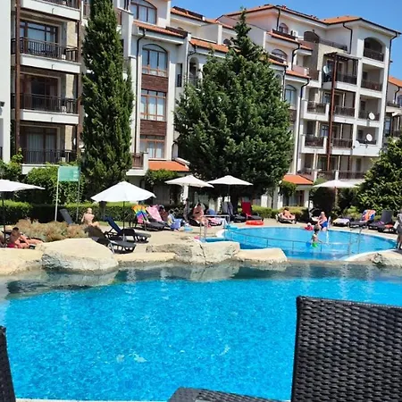 Victoria & Aheloy Apartmanhotel 3*